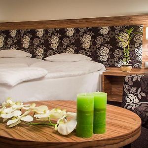 Modernes Doppelzimmer